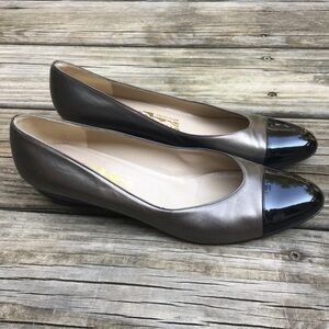 Salvatore Ferragamo Gold Metallic Blck Pumps Shoes